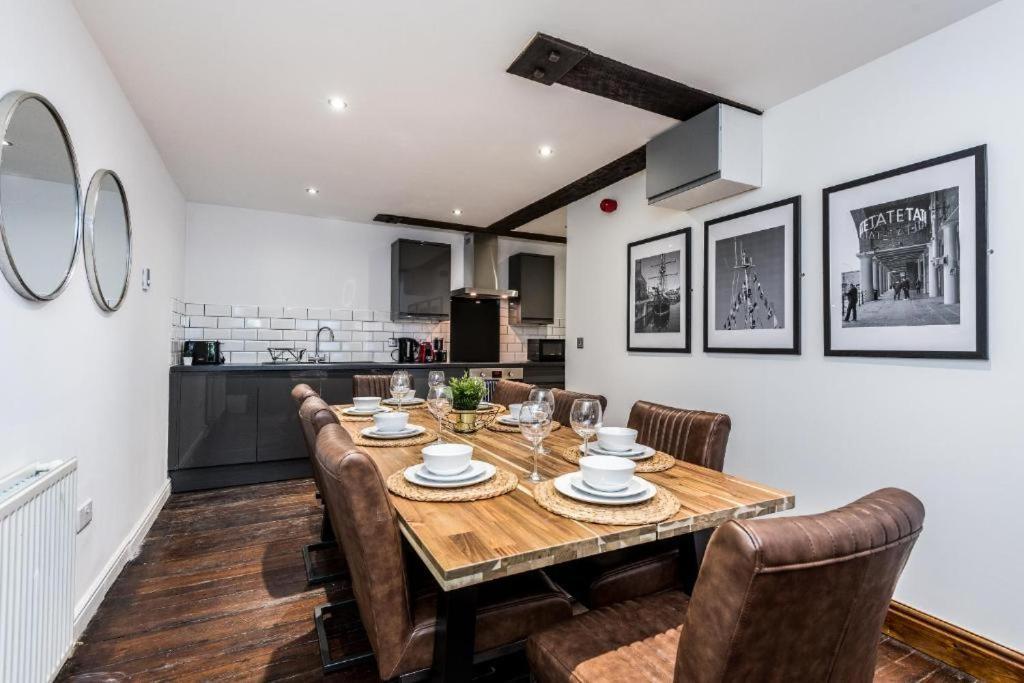 27 Stanley Street Aparthotel By Ustay Liverpool Exterior foto